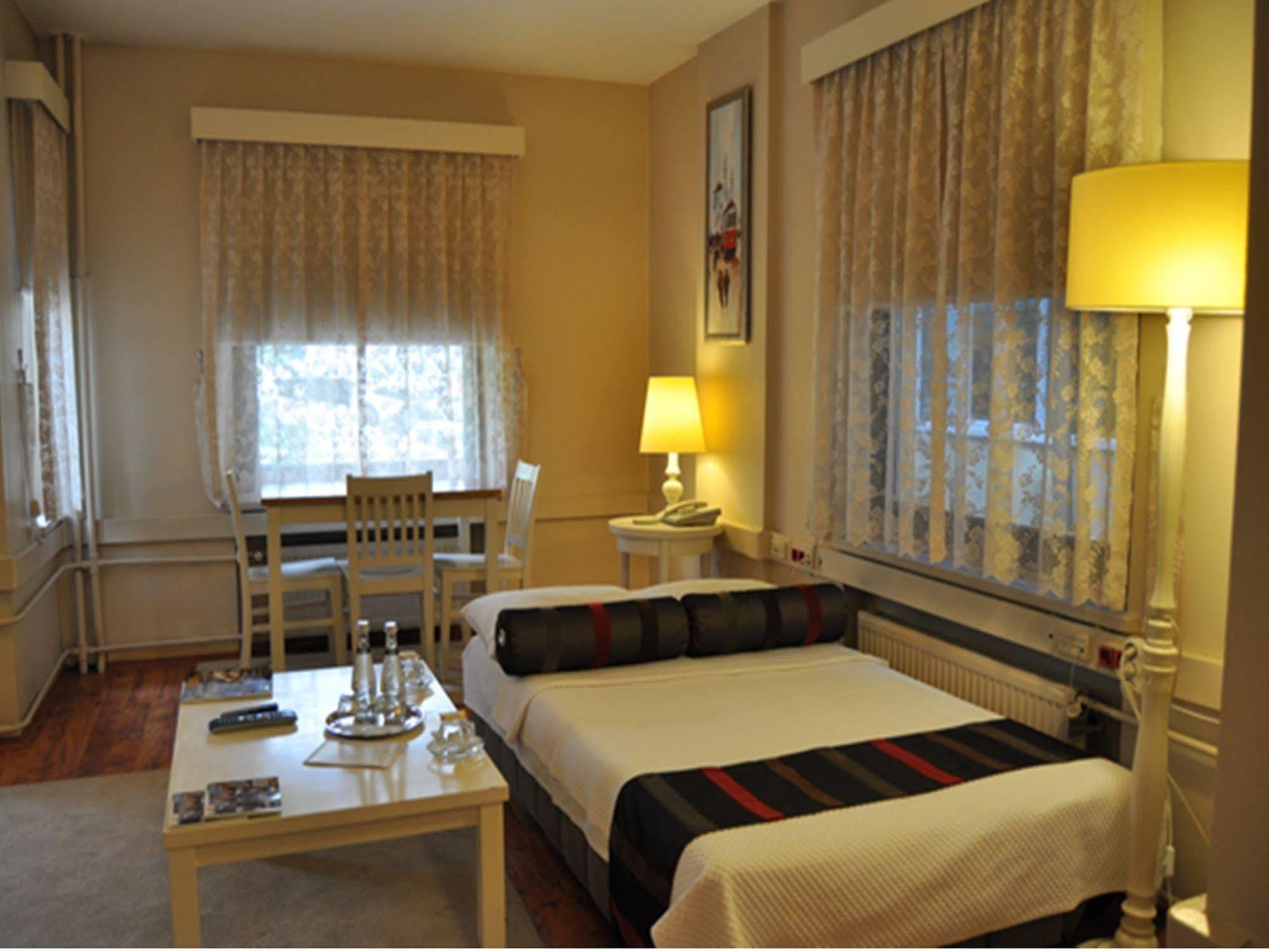 Away Suites Istanbul Exterior foto